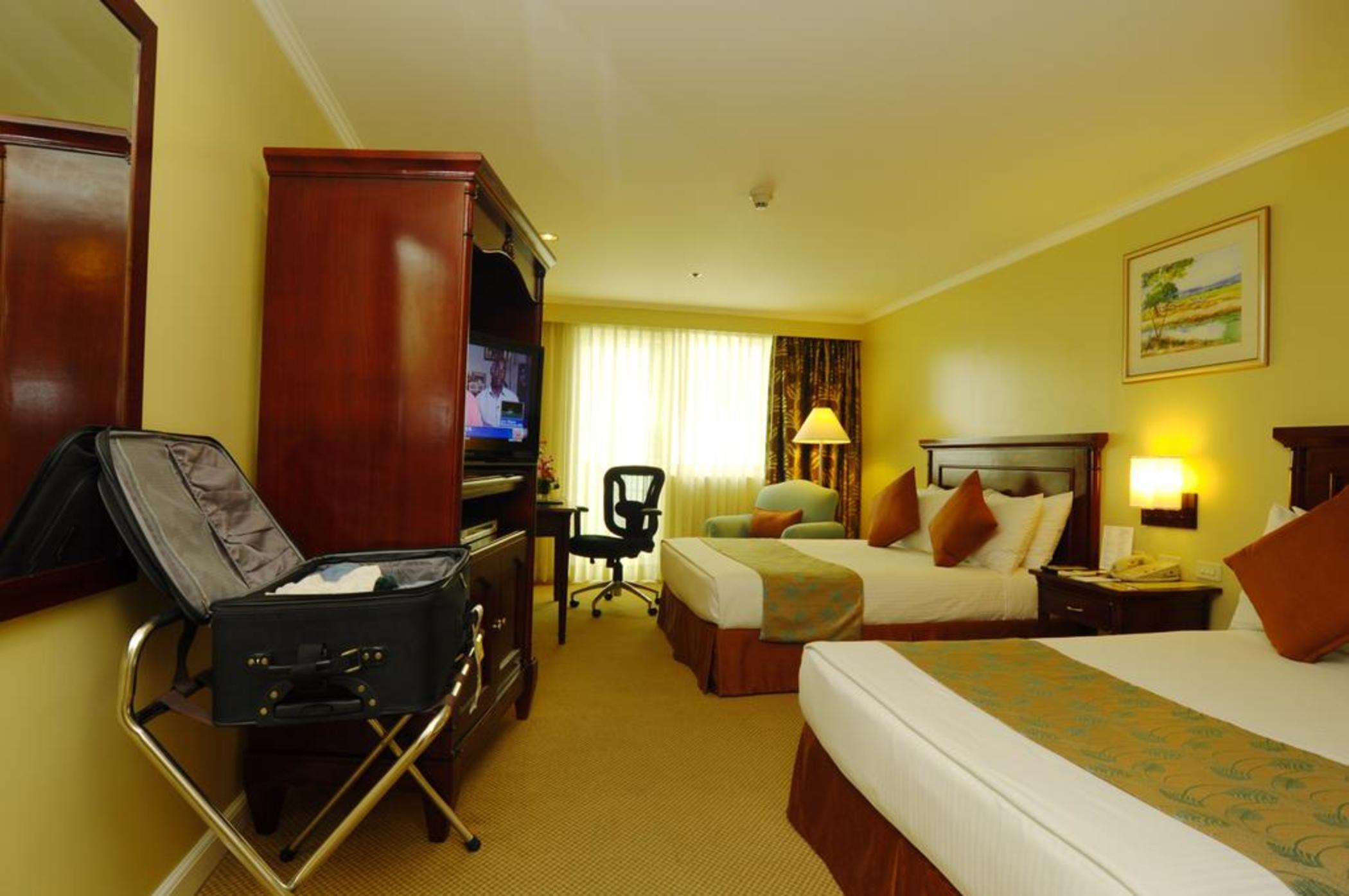 Oxford Suites Makati Makati City Ngoại thất bức ảnh