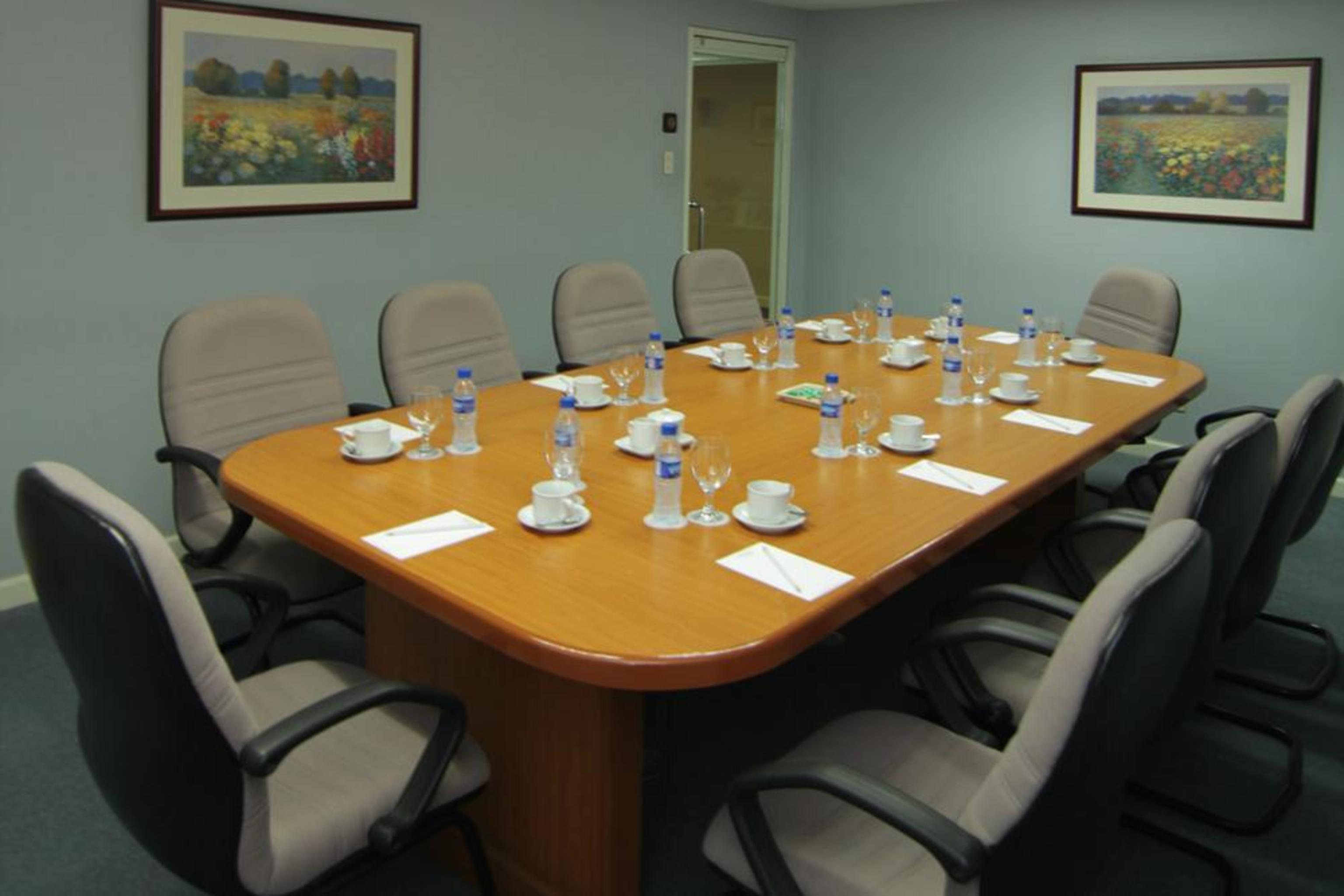 Oxford Suites Makati Makati City Ngoại thất bức ảnh