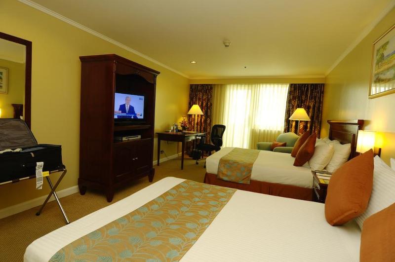 Oxford Suites Makati Makati City Ngoại thất bức ảnh